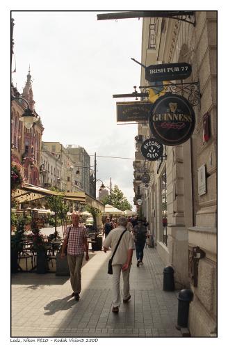 Nikon FE10 - Kodak Vision3 250D