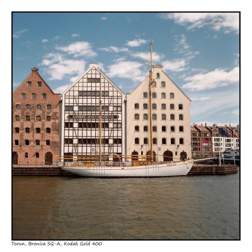 Bronica SQ-A, Kodak Gold 400