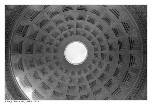 Ilford HP5, Chinon CM-3